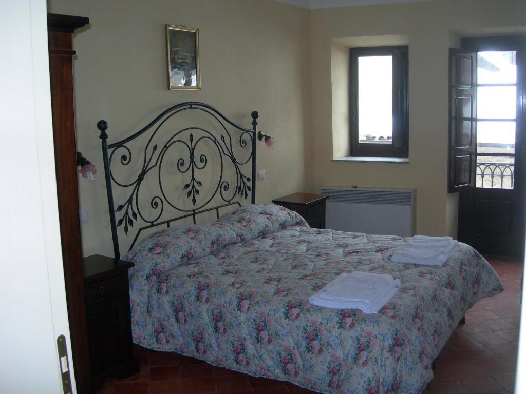 Bed And Breakfast Via Della Piazza Pescasseroli Bilik gambar